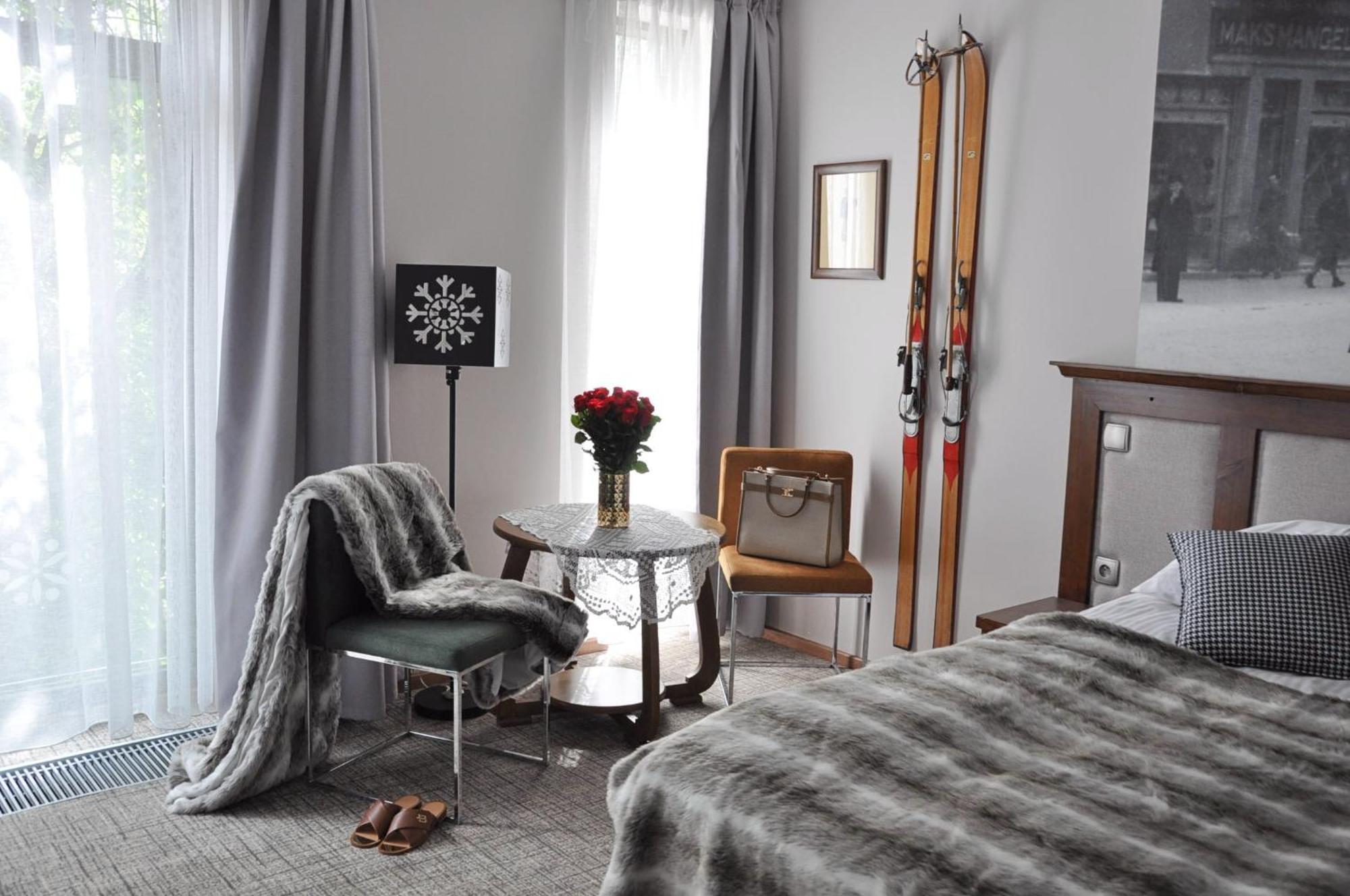 Folk & Art Krupowki 25 Apartment Zakopane Luaran gambar